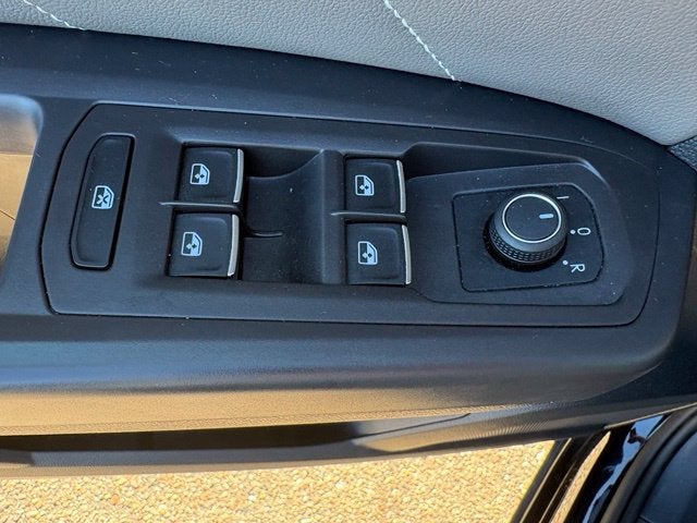 2023 Volkswagen Atlas 3.6L V6 SEL R-Line Black