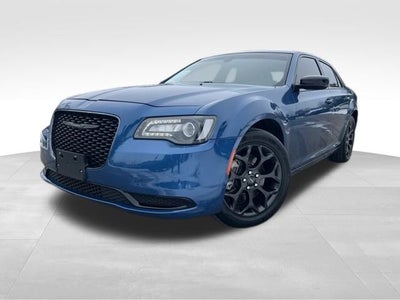 2022 Chrysler 300 Touring