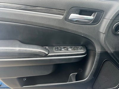 2022 Chrysler 300 Touring