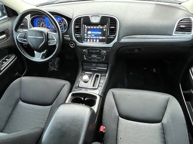 2022 Chrysler 300 Touring