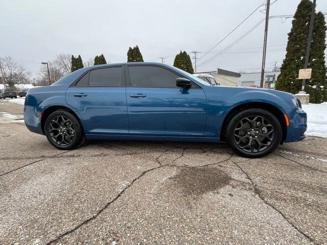 2022 Chrysler 300 Touring