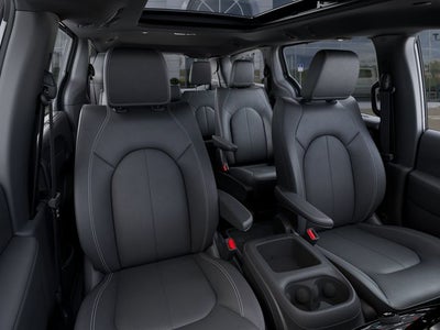 2027 Chrysler Pacifica PACIFICA SELECT AWD