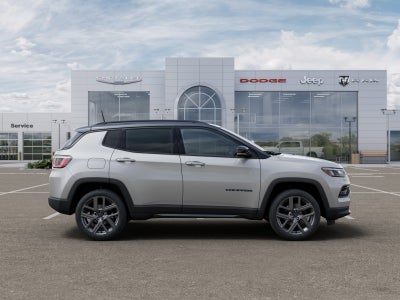 2025 Jeep Compass COMPASS LIMITED 4X4