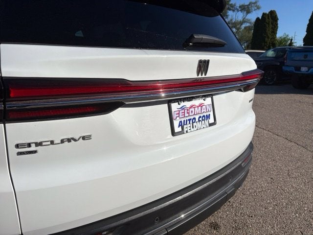2025 Buick Enclave Preferred FWD
