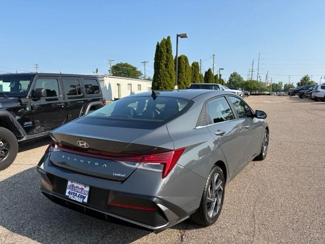 2024 Hyundai Elantra Limited
