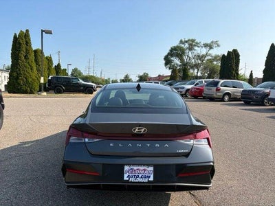 2024 Hyundai Elantra Limited