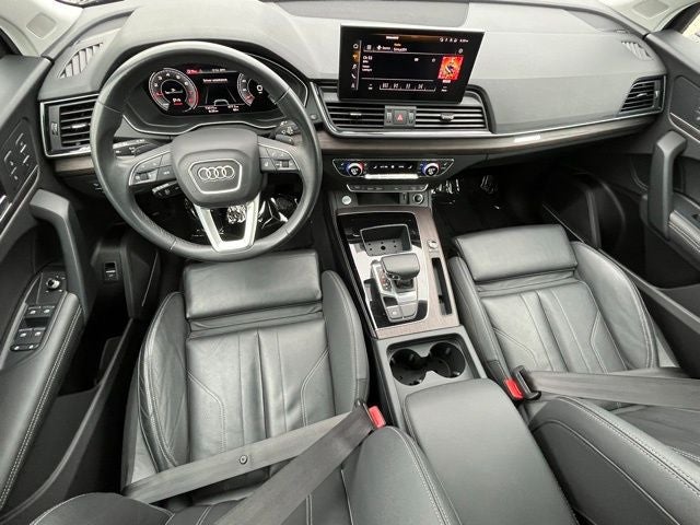 2024 Audi Q5 45 S line Premium quattro