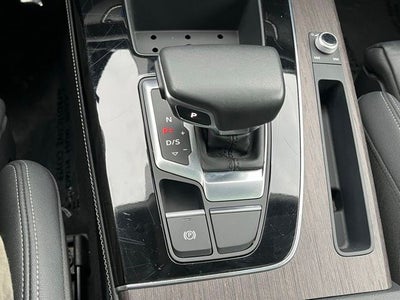 2024 Audi Q5 45 S line Premium quattro