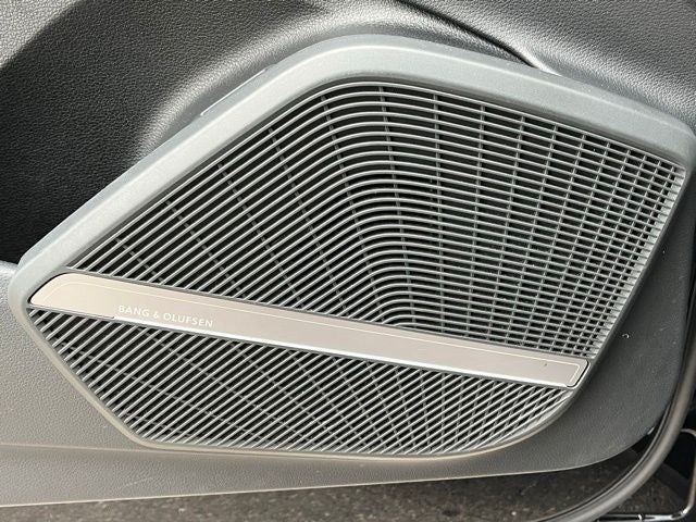 2024 Audi Q5 45 S line Premium quattro