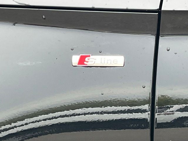 2024 Audi Q5 45 S line Premium quattro