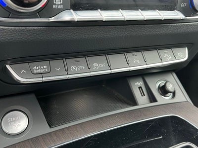 2024 Audi Q5 45 S line Premium quattro