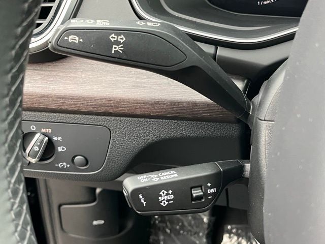 2024 Audi Q5 45 S line Premium quattro