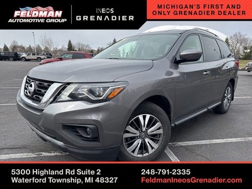 2019 Nissan Pathfinder Base
