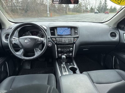 2019 Nissan Pathfinder SV