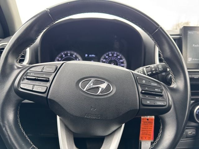 2022 Hyundai Venue SEL