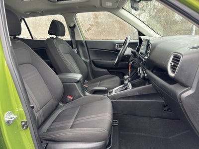 2022 Hyundai Venue SEL