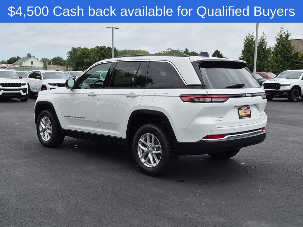2026 Jeep Grand Cherokee Laredo