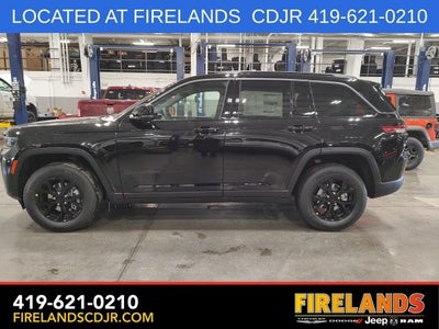 2026 Jeep Grand Cherokee Laredo