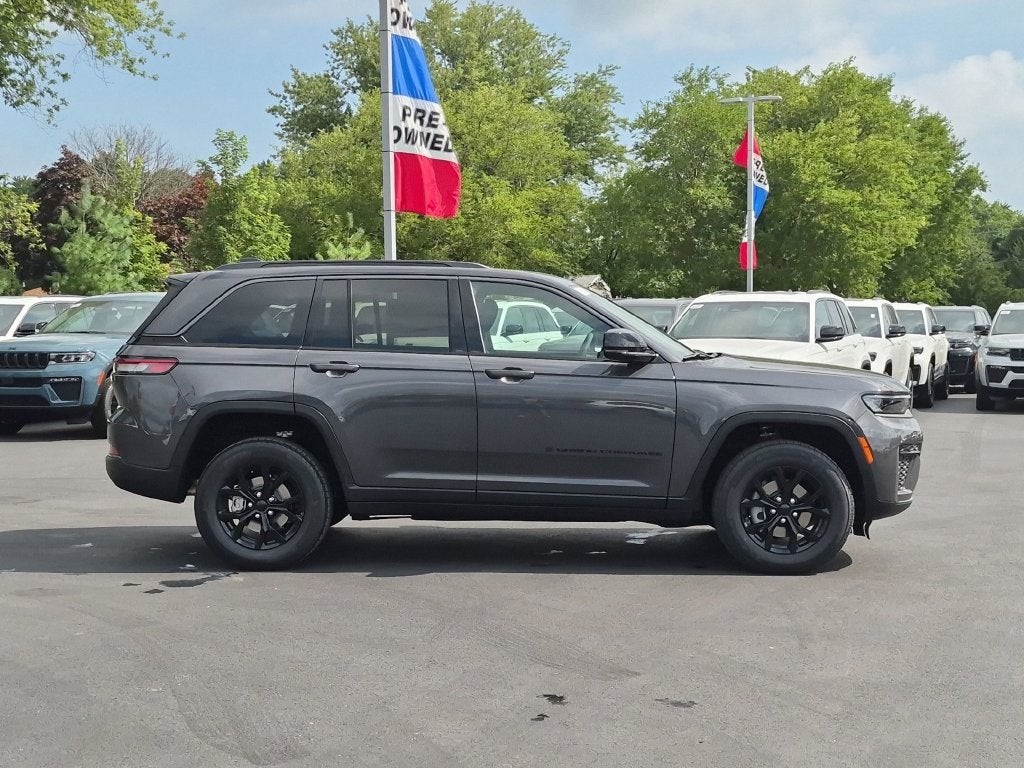 2026 Jeep Grand Cherokee Altitude