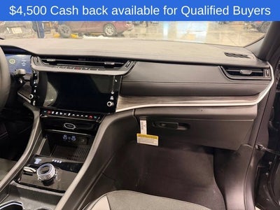 2026 Jeep Grand Cherokee Altitude