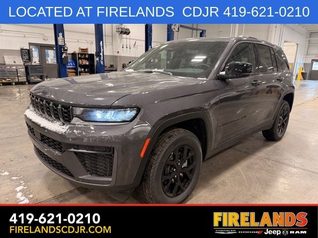 2026 Jeep Grand Cherokee Laredo