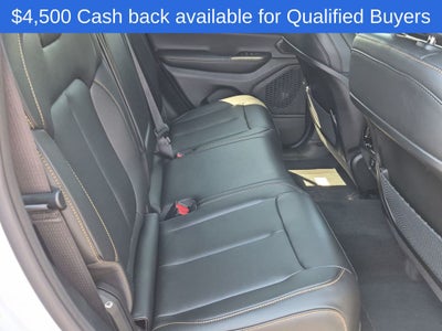 2026 Jeep Grand Cherokee Base
