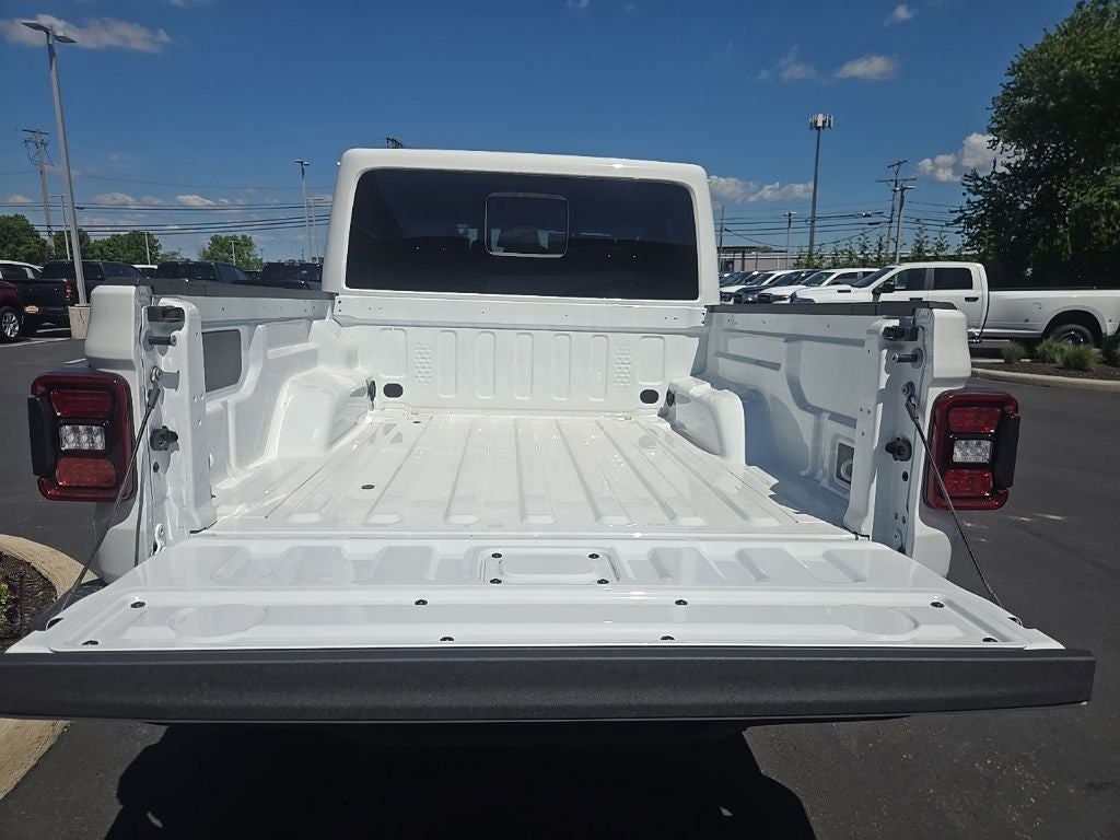 2026 Jeep Gladiator Sahara