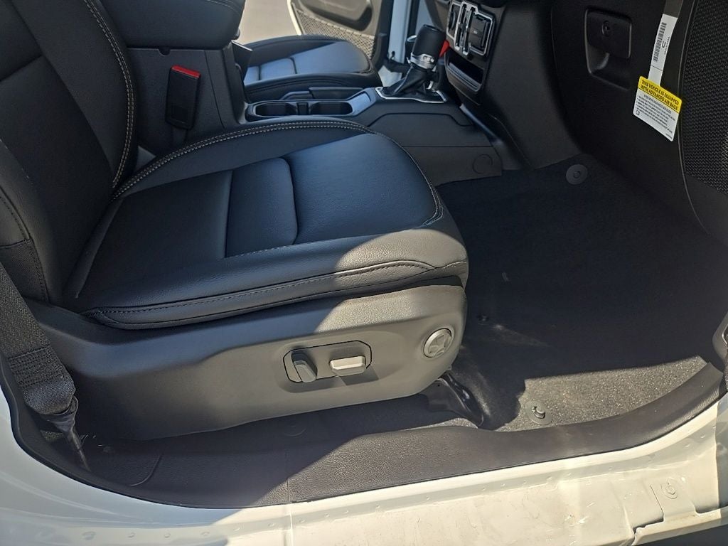 2026 Jeep Gladiator Sahara