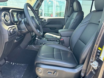 2026 Jeep Gladiator Sahara