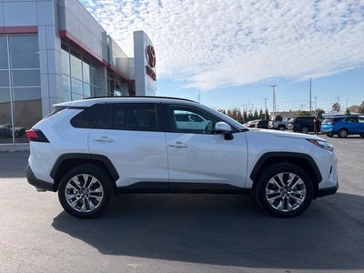 2025 Toyota RAV4 XLE Premium