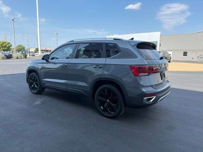 2023 Volkswagen Taos 1.5T SE