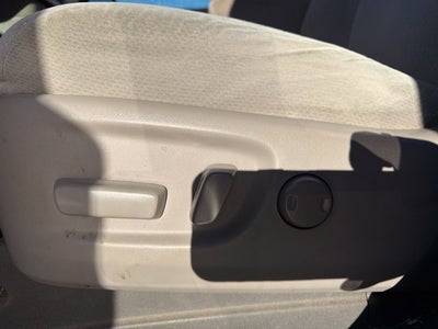 2020 Toyota Sienna LE 8 Passenger