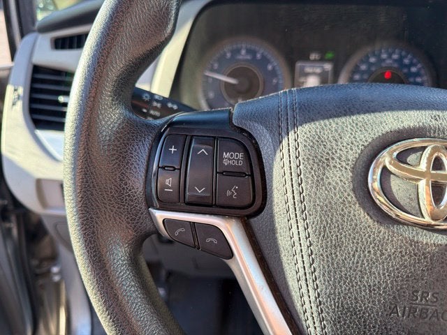 2020 Toyota Sienna LE 8 Passenger