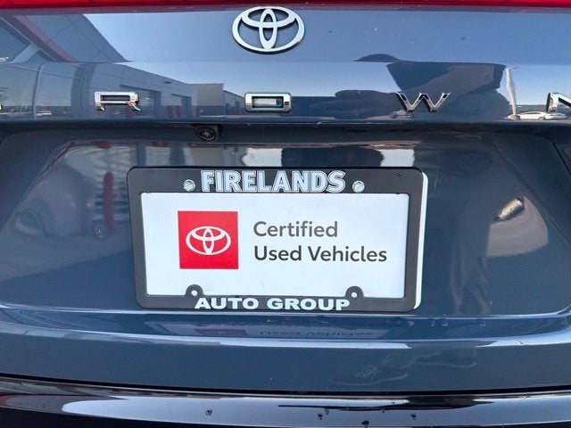 2025 Toyota Crown Signia XLE