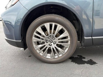 2023 Toyota Venza Limited