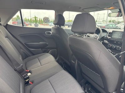 2025 Hyundai Venue SE