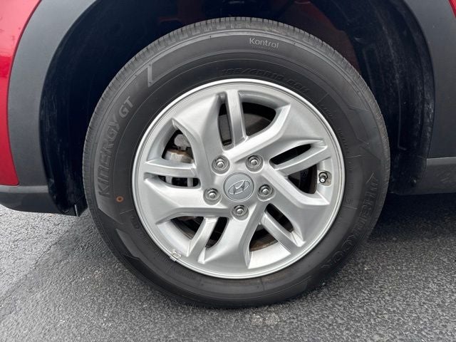 2025 Hyundai Venue SE