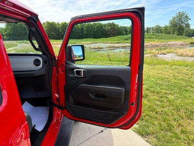 2025 Jeep Wrangler Sahara 4xe