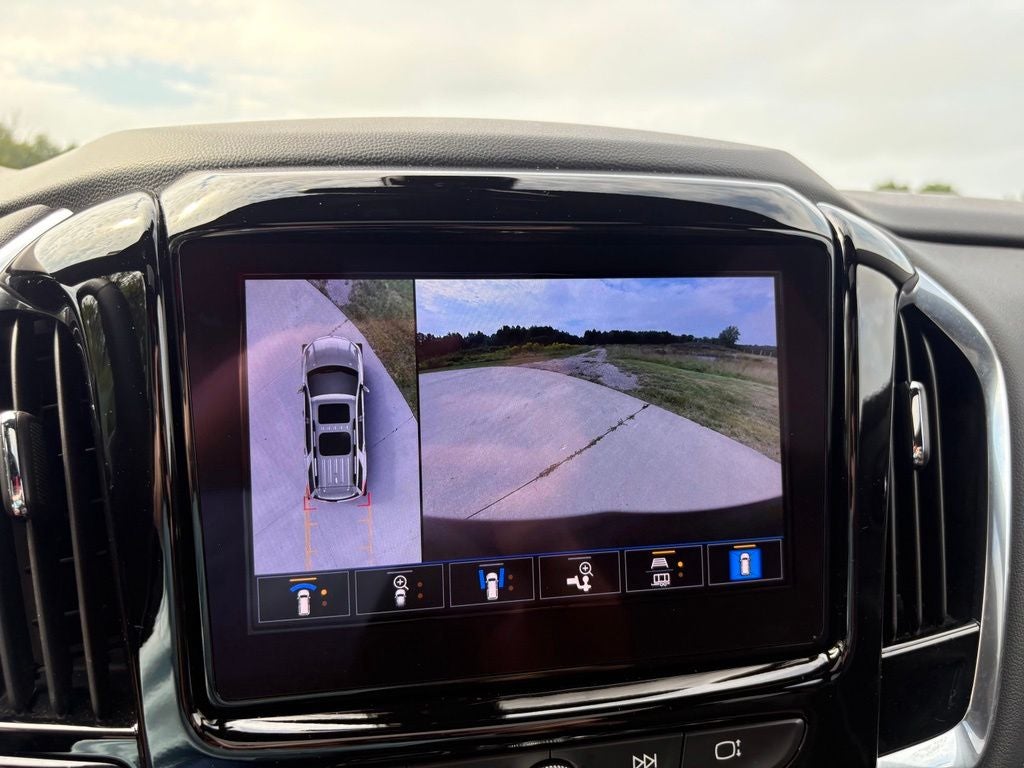 2023 Chevrolet Traverse High Country