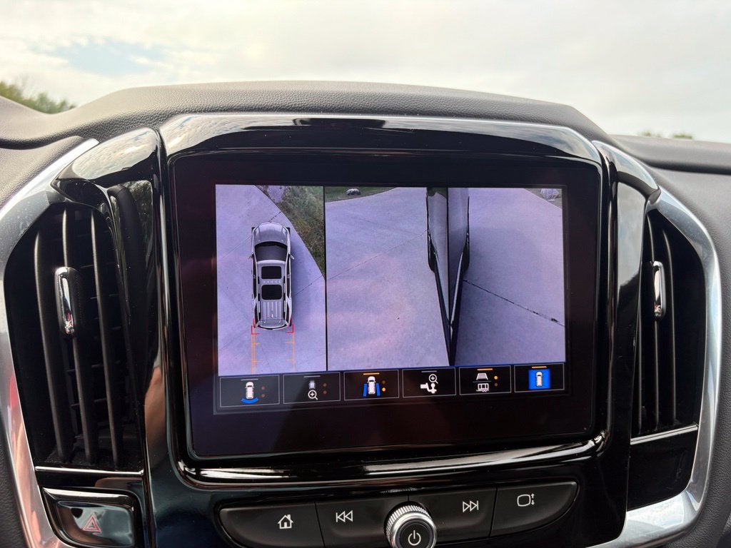 2023 Chevrolet Traverse High Country
