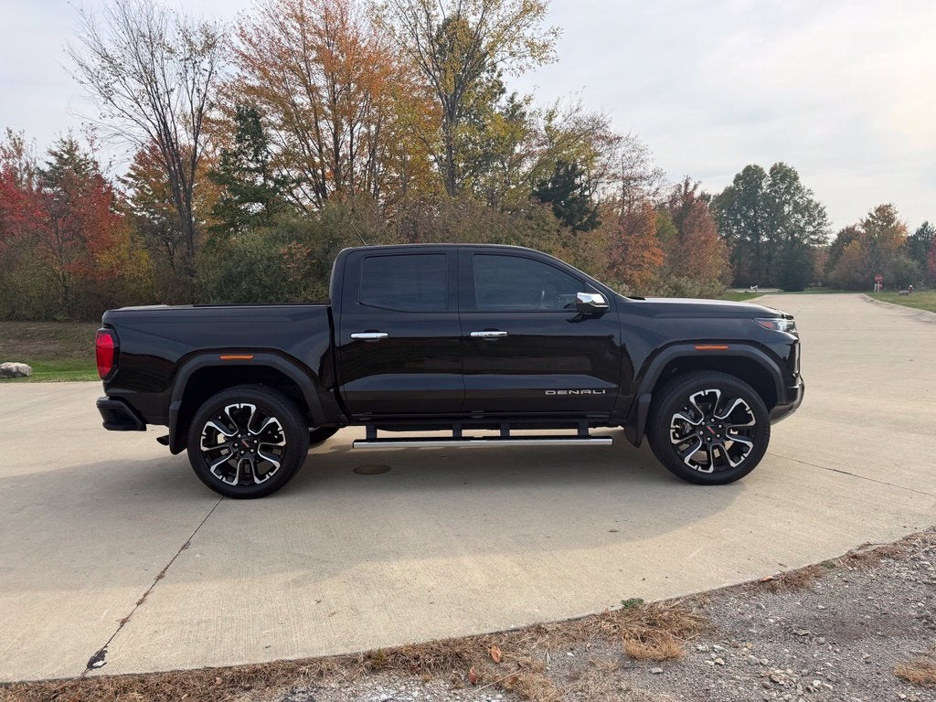 2024 GMC Canyon Denali