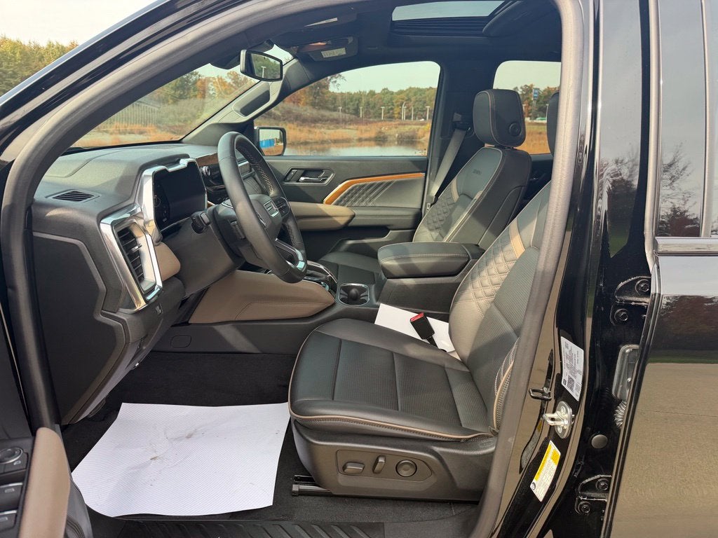 2024 GMC Canyon Denali