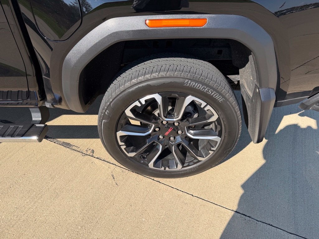 2024 GMC Canyon Denali