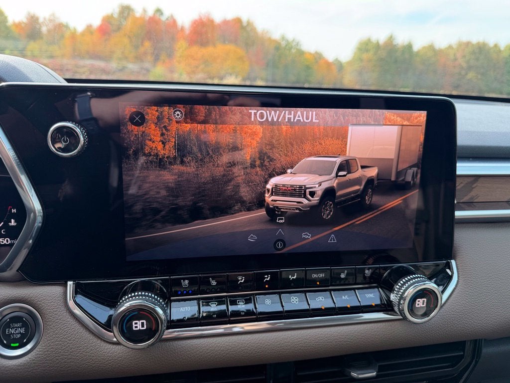 2024 GMC Canyon Denali