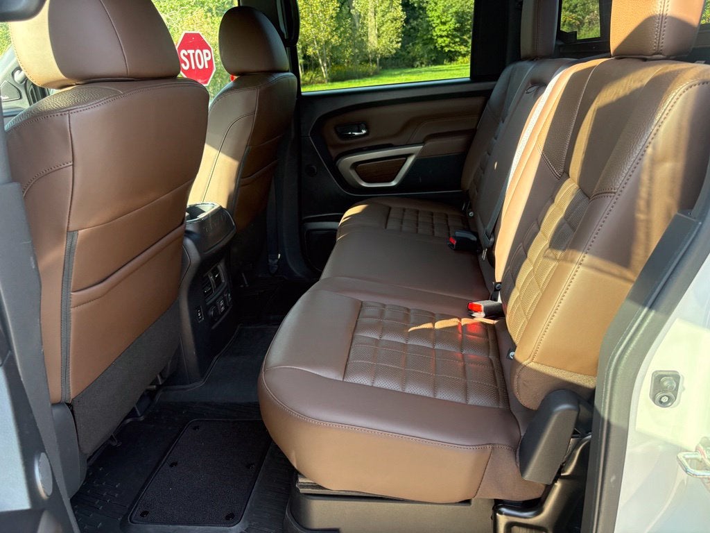 2023 Nissan Titan Platinum Reserve
