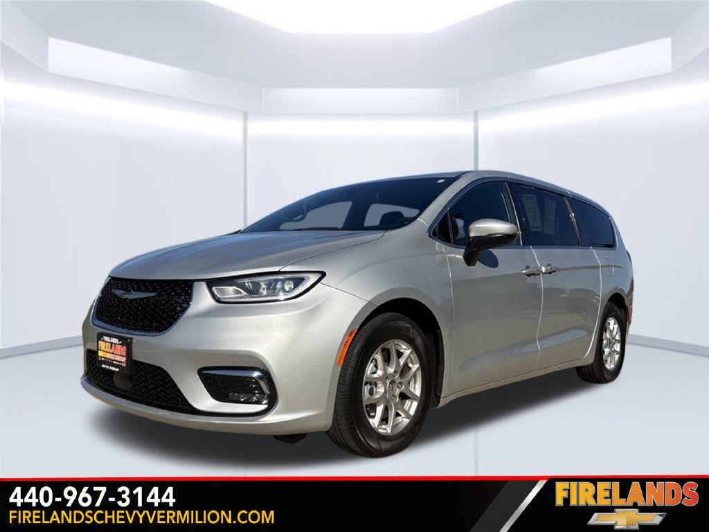 2023 Chrysler Pacifica Touring