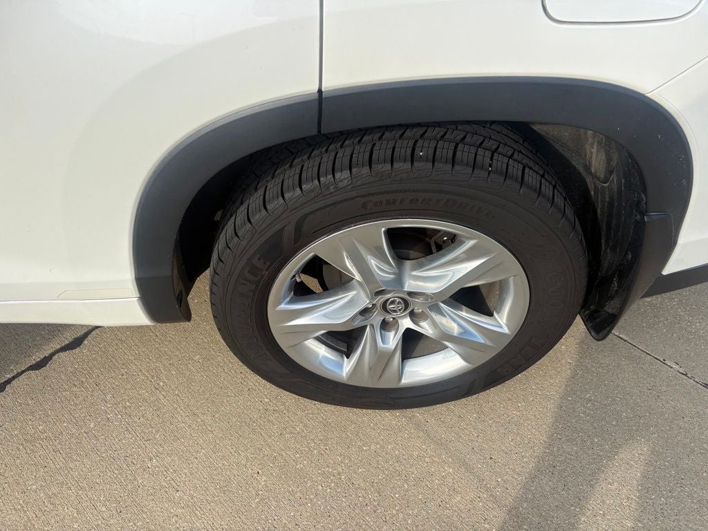 2017 Toyota Highlander Limited