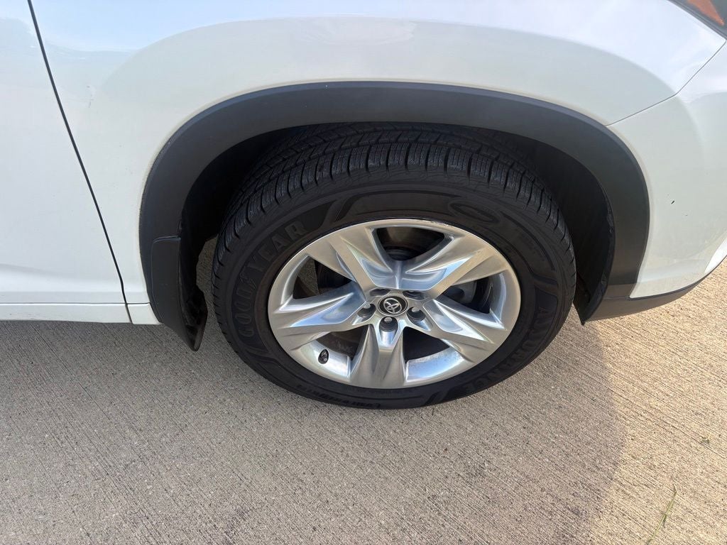 2017 Toyota Highlander Limited