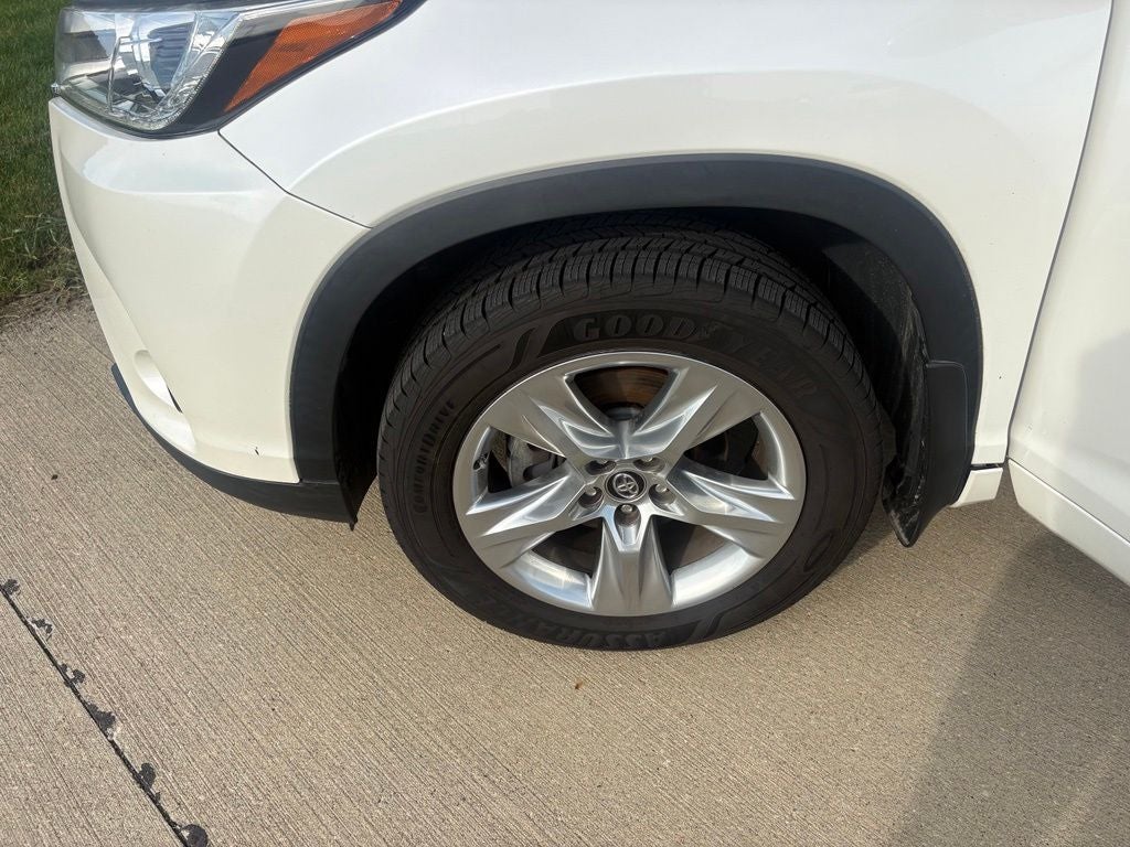 2017 Toyota Highlander Limited