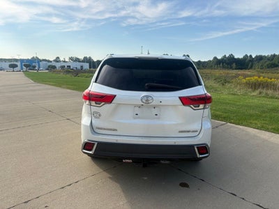 2017 Toyota Highlander Limited